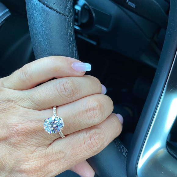 5ct 11x9mm Oval 14k Gold Diamond Engagement Ring - Picture 3 of 16